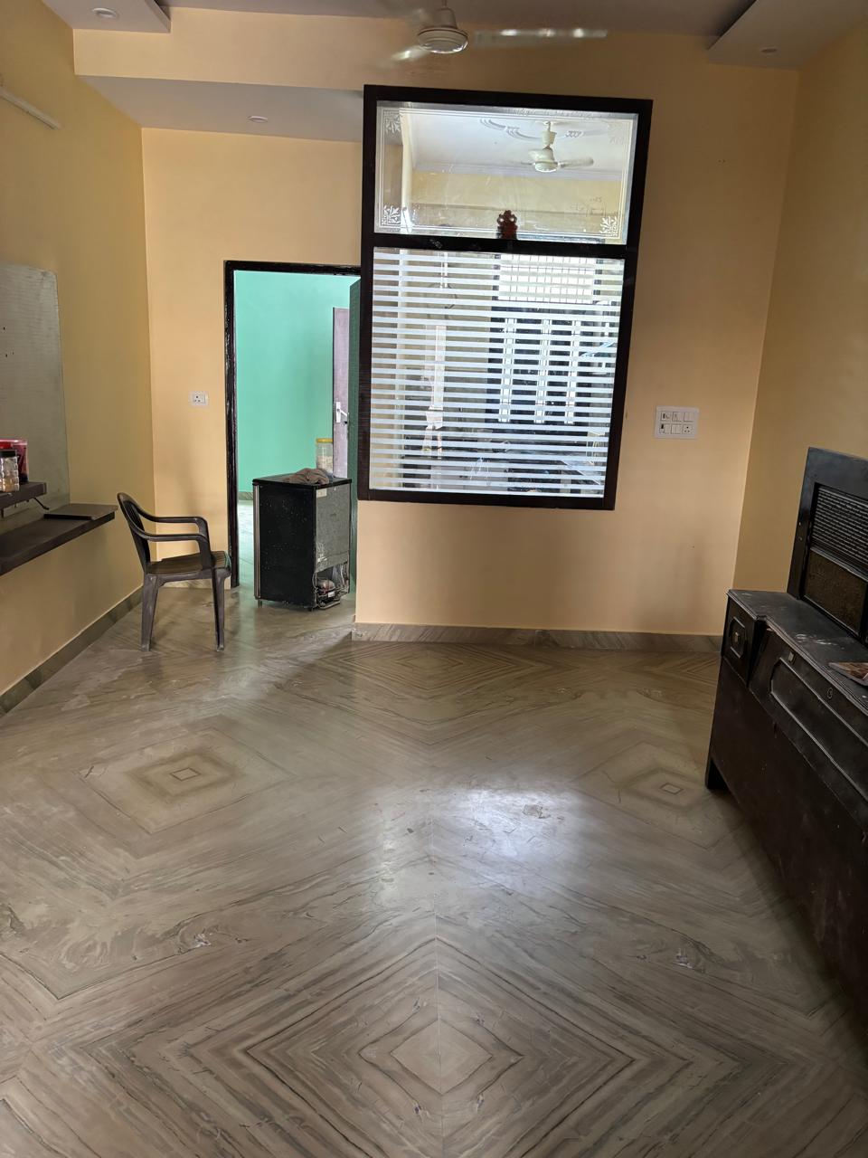 2bhk Semi Furnished Flat for rent in mansarovar near by rajatpath-Mansarover-Jaipur